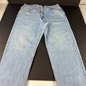 VTG 90s Levi's Jeans Men's 37x29* 550 Relaxed Light Blue Faded Denim Tag 38x30